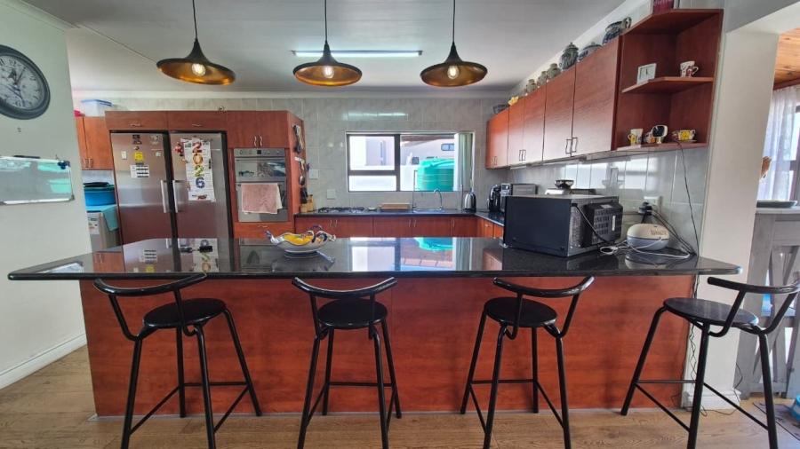 4 Bedroom Property for Sale in Country Club Western Cape